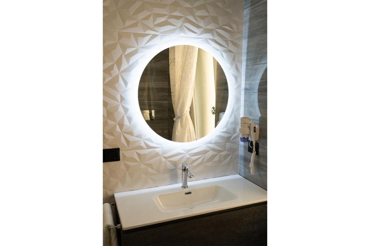 Apartments Hotel Real Suite Napoli Chiaia Mergellina 外观 照片