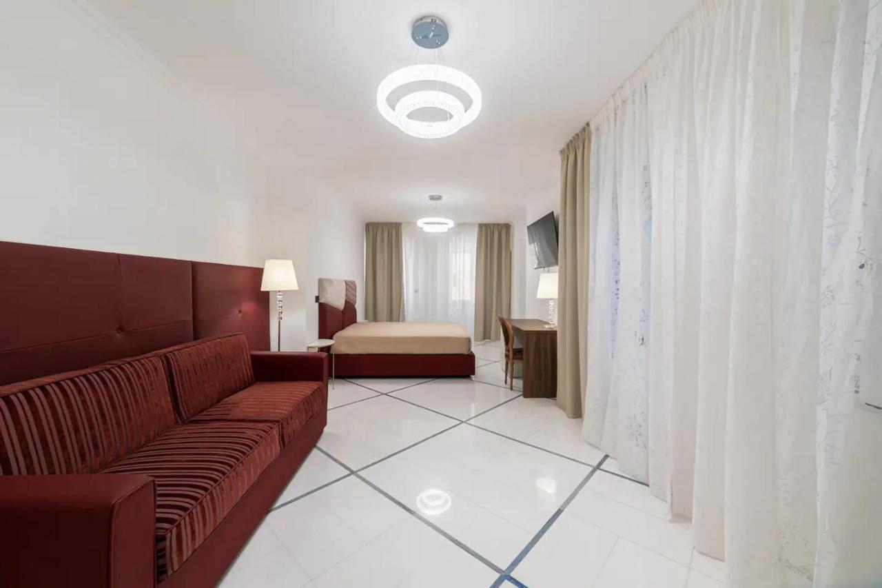Apartments Hotel Real Suite Napoli Chiaia Mergellina 外观 照片